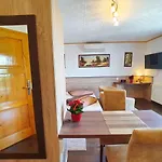 Pensión Familia 4*